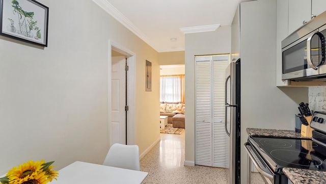 802 N J Street, Lake Worth Beach, FL 33460