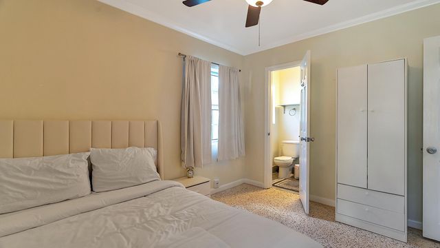 802 N J Street, Lake Worth Beach, FL 33460