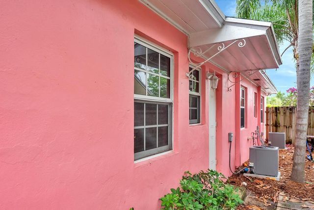 802 N J Street, Lake Worth Beach, FL 33460