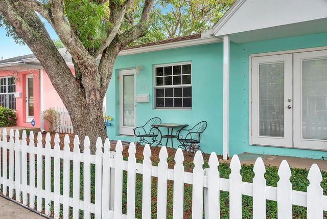 802 N J Street, Lake Worth Beach, FL 33460