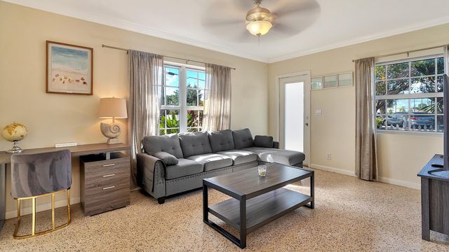 802 N J Street, Lake Worth Beach, FL 33460