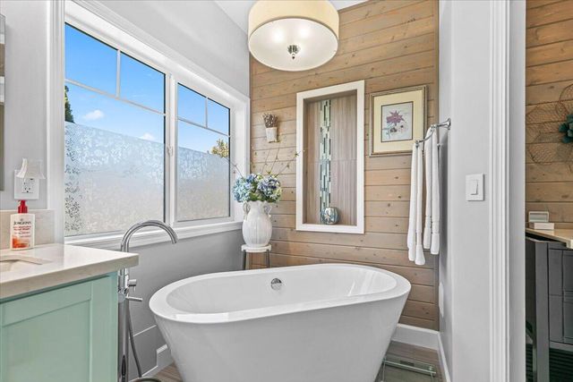 3910 Cherry Lane, Medford, OR 97504