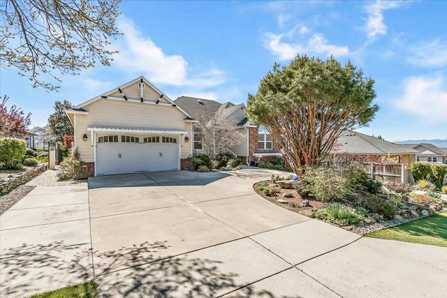 3910 Cherry Lane, Medford, OR 97504