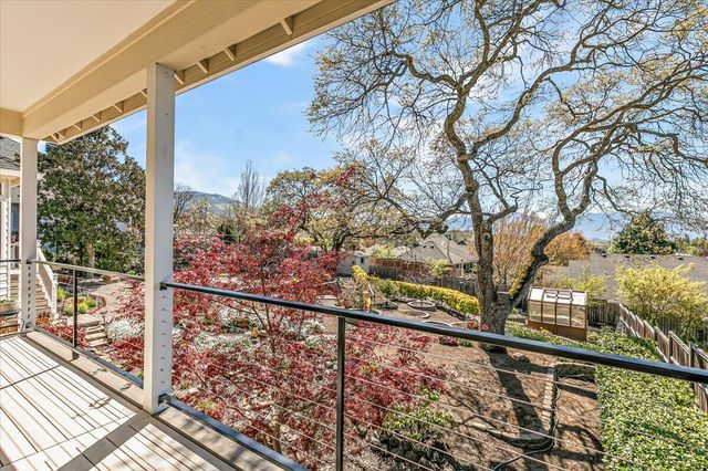 3910 Cherry Lane, Medford, OR 97504