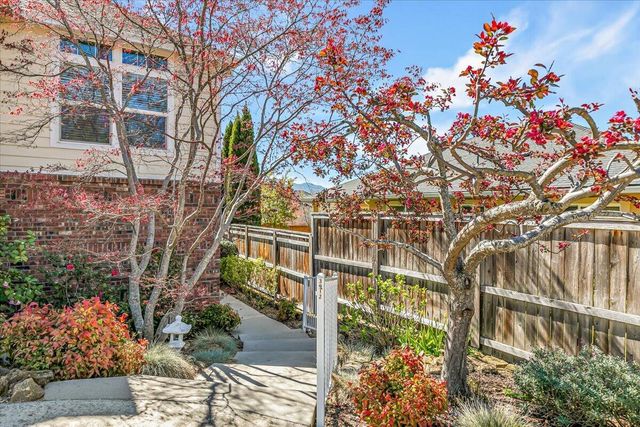 3910 Cherry Lane, Medford, OR 97504