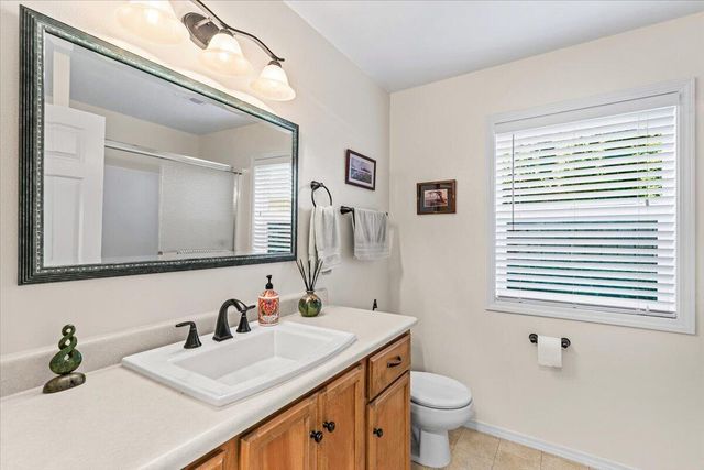 3910 Cherry Lane, Medford, OR 97504