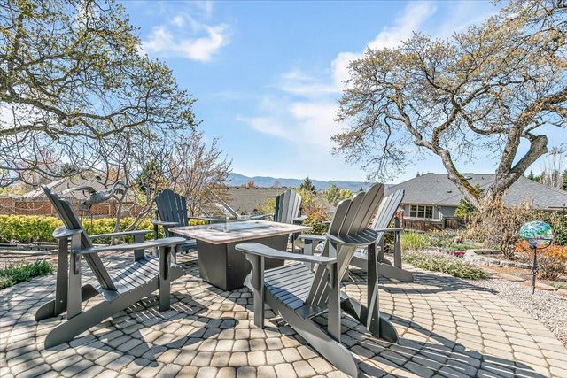 3910 Cherry Lane, Medford, OR 97504