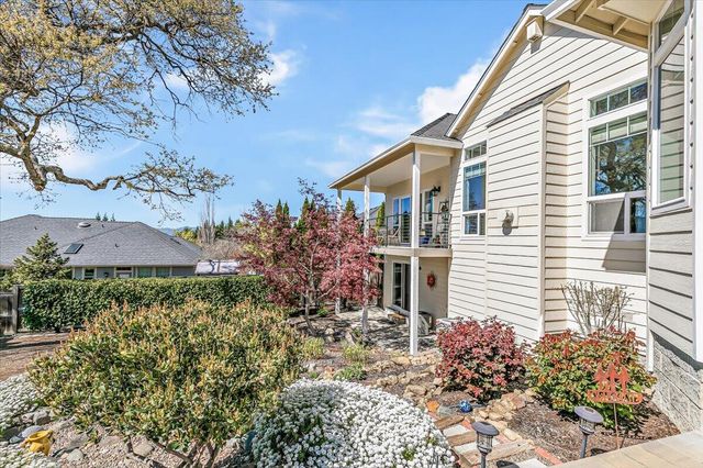 3910 Cherry Lane, Medford, OR 97504