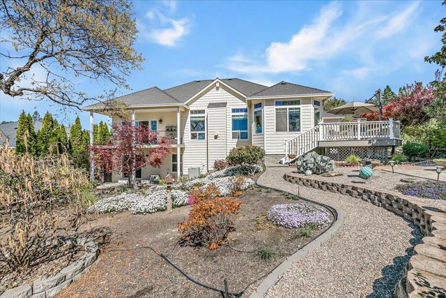 3910 Cherry Lane, Medford, OR 97504