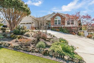 3910 Cherry Lane, Medford, OR 97504