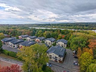 41 W Summit St 38, South Hadley, MA 01075