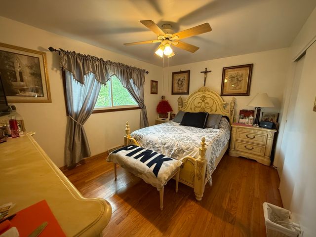 1560 Pamela Drive, Elgin, IL 60123