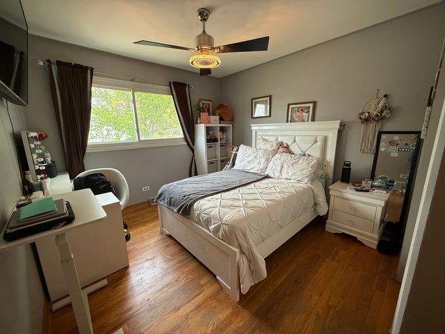 1560 Pamela Drive, Elgin, IL 60123