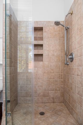 214 Calhoun Street 7, Charleston, SC 29401