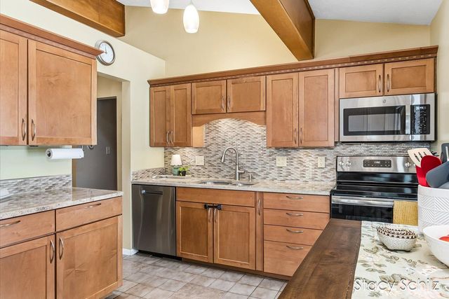 210 S Brewer Drive, Battle Creek, MI 49015