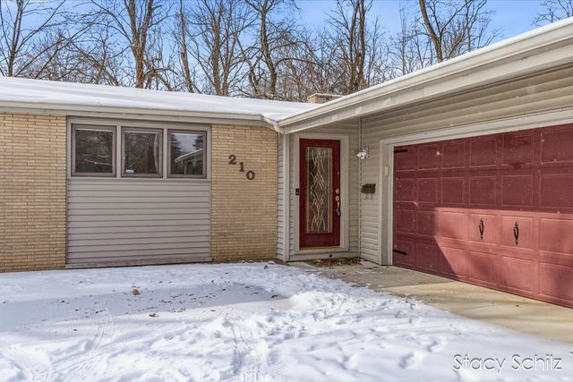 210 S Brewer Drive, Battle Creek, MI 49015