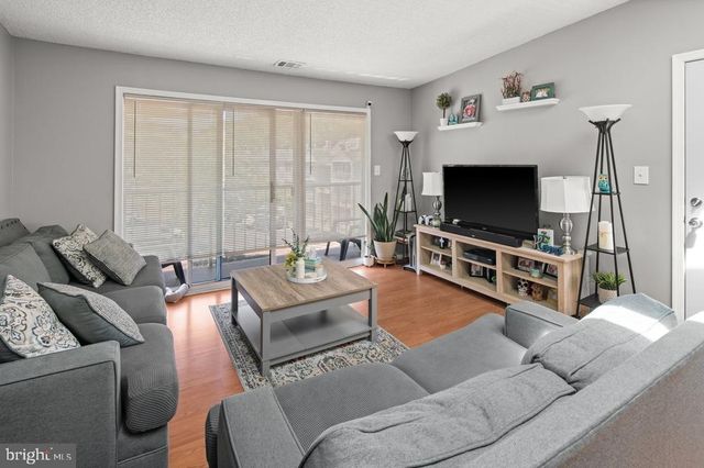 52 WILLOW CT, Hamilton, NJ 08619