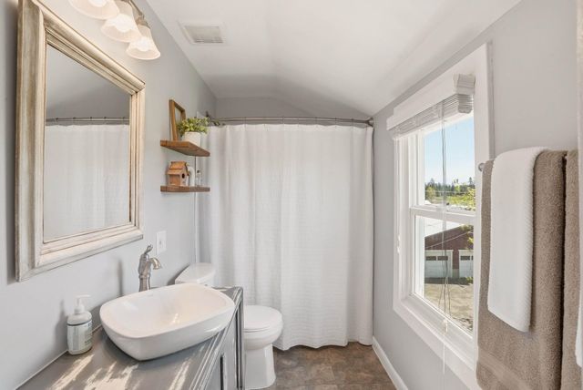 3307 S Abbott Rd, Spokane, WA 99224
