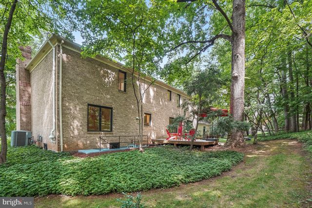11701 BEEKMAN PL, Potomac, MD 20854