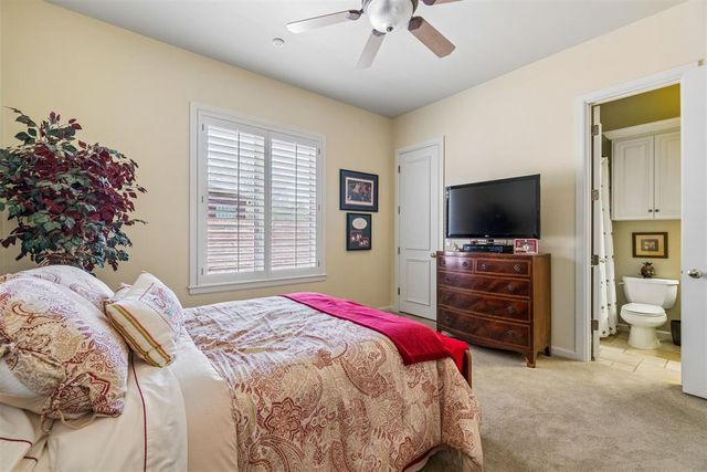 805 Hawkesbury Park, Norman, OK 73072