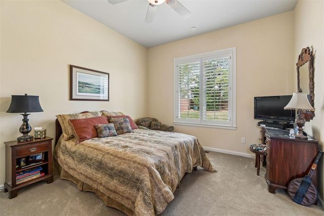 805 Hawkesbury Park, Norman, OK 73072