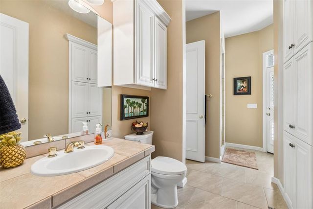 805 Hawkesbury Park, Norman, OK 73072