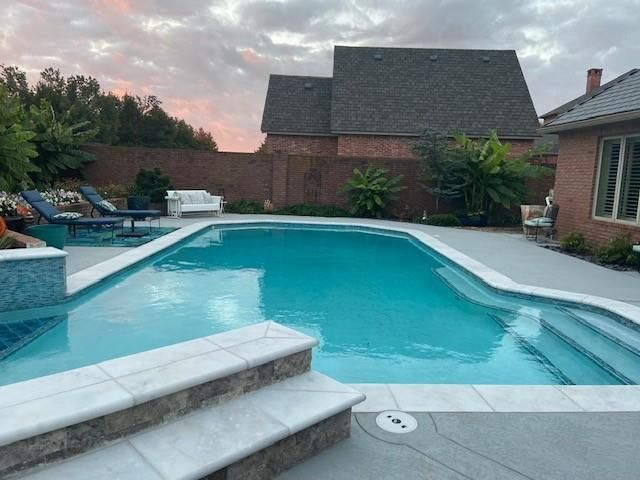 805 Hawkesbury Park, Norman, OK 73072