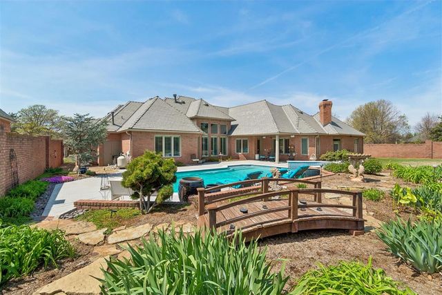 805 Hawkesbury Park, Norman, OK 73072