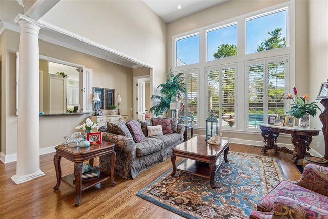 805 Hawkesbury Park, Norman, OK 73072