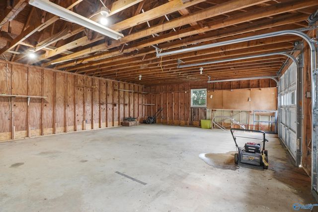 201 Scott Road, Toney, AL 35773