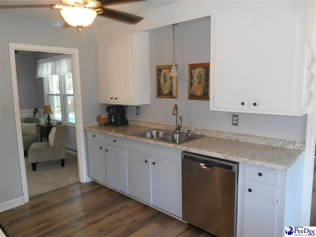 806 St Claire, Florence, SC 29501