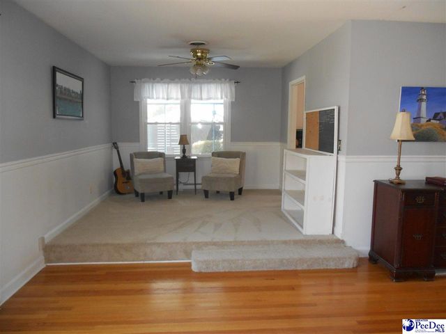 806 St Claire, Florence, SC 29501