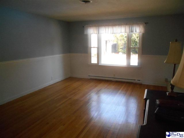 806 St Claire, Florence, SC 29501