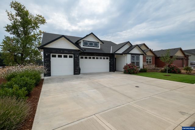 593 NE Evergreen Av, Dallas, OR 97338