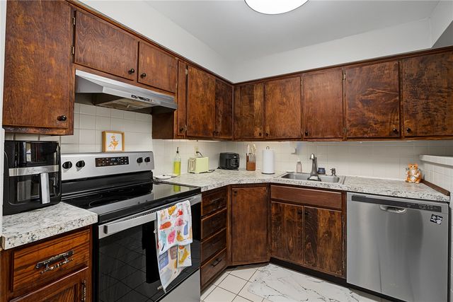 5580 Barnard Drive, Huber Heights, OH 45424