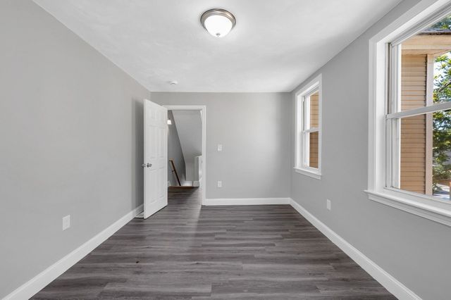 50 Willow Street 50, Lowell, MA 01852