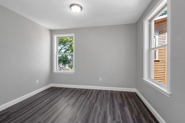 50 Willow Street 50, Lowell, MA 01852