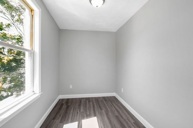 50 Willow Street 50, Lowell, MA 01852