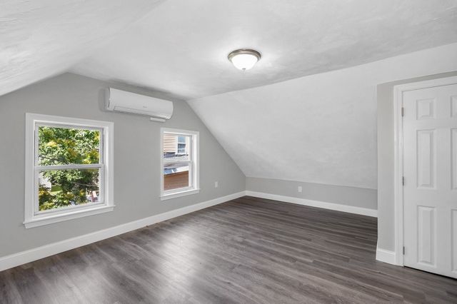 50 Willow Street 50, Lowell, MA 01852
