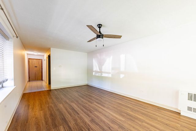 1008 Washington Boulevard 5, Oak Park, IL 60302