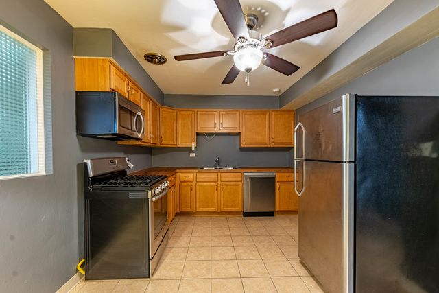 1008 Washington Boulevard 5, Oak Park, IL 60302