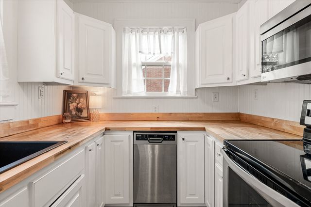 106 7th Ave, Columbia, TN 38401