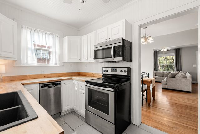 106 7th Ave, Columbia, TN 38401