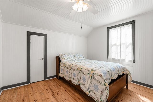 106 7th Ave, Columbia, TN 38401