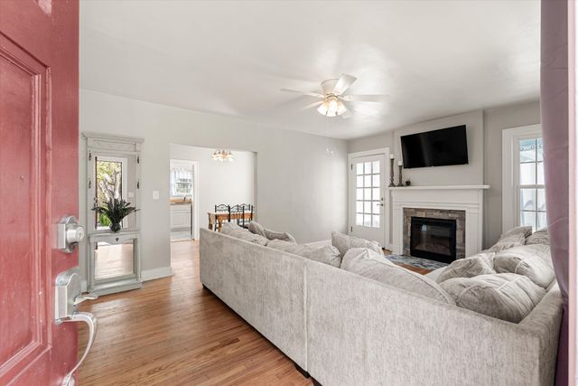 106 7th Ave, Columbia, TN 38401