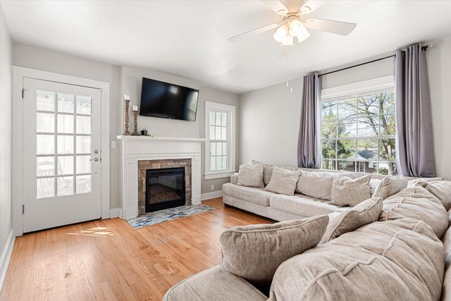 106 7th Ave, Columbia, TN 38401