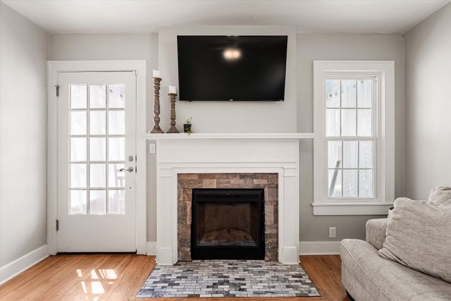 106 7th Ave, Columbia, TN 38401