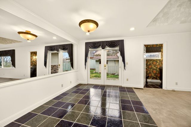 1059 Terra Avenue, Ashland, OR 97520