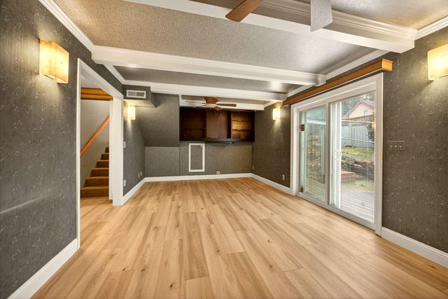 1059 Terra Avenue, Ashland, OR 97520