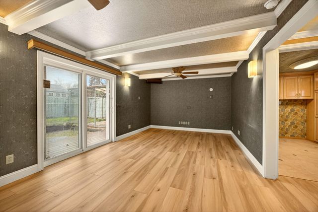 1059 Terra Avenue, Ashland, OR 97520